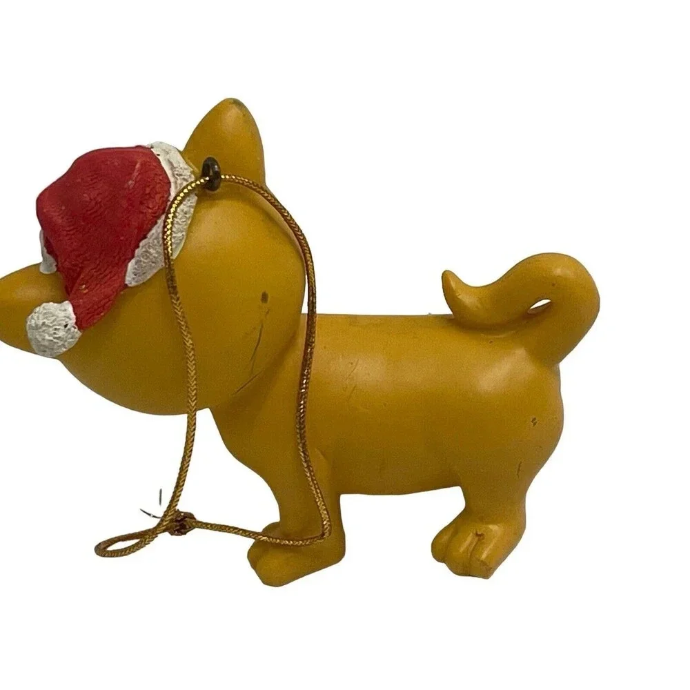 Vintage Ceramic Yellow Cat Kitten in Christmas Ornament 3”